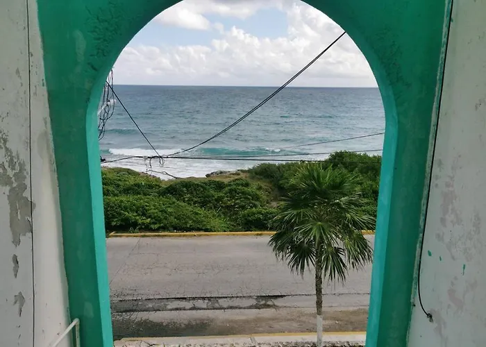 Isla Mujeres Departamento, Hasta Para 6 Personas.